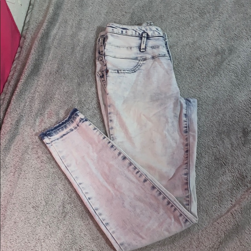 High waisted jeans